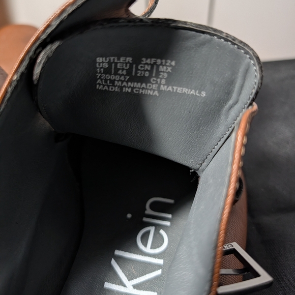 Calvin Klein light brown leather buckled dress shoes Size 11